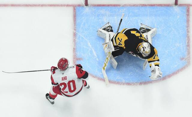 Slide 
													
													10