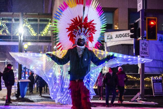 Slide 
													
													4