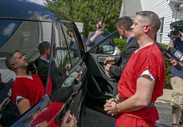 Freeport Area teacher accused of sexually assaulting minor pleads not guilty, case heads to court<span class="headline-video">Video <i class="fa-solid fa-circle-play"></i></span>