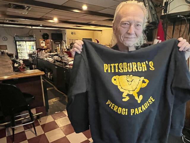 9087646_web1_her-starlite-121825-9