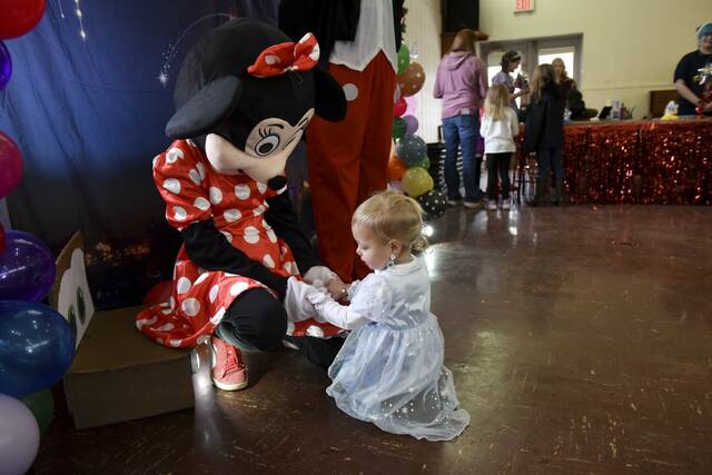 Slide 
													
													3