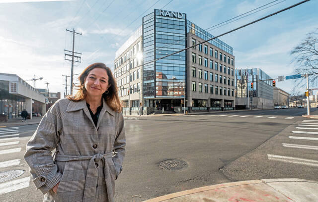 Slide 
													
													3