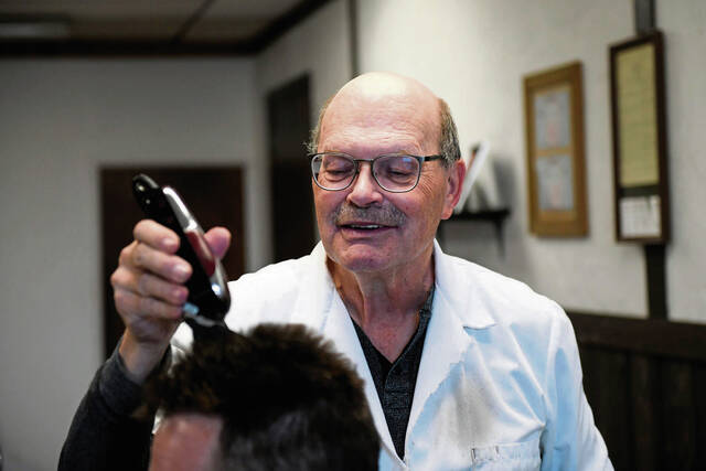 Slide 
													
													3