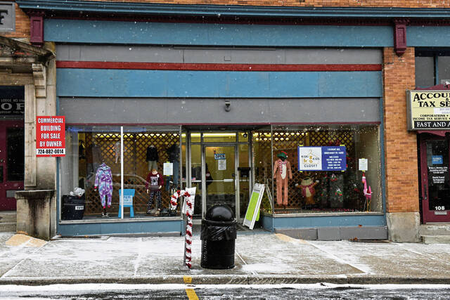 Slide 
													
													4