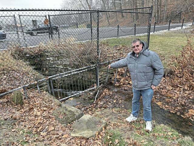 Slide 
													
													4