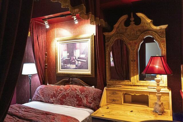 Slide 
													
													4