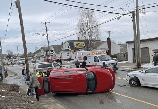 Part of Leechburg Road closed in Lower Burrell