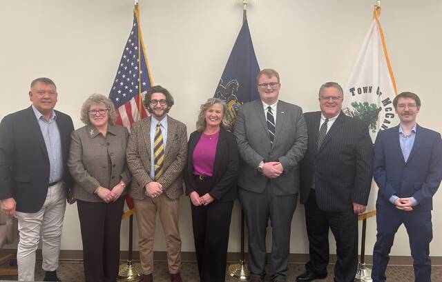 Democrat-led majority takes helm of McCandless Council as members reorganize