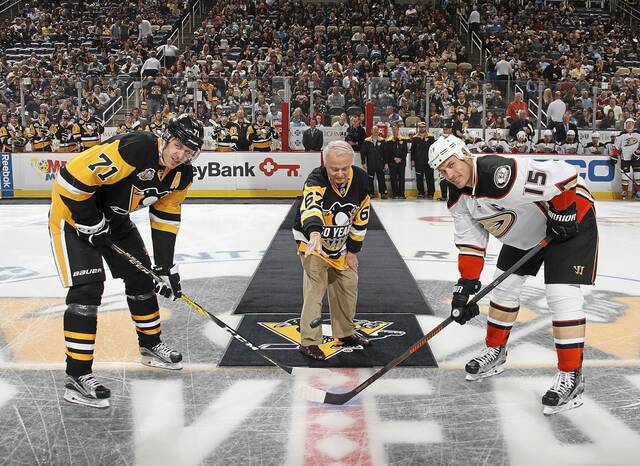 Jack McGregor, state senator who founded Penguins, dies at 91<span class="headline-video">Video <i class="fa-solid fa-circle-play"></i></span>