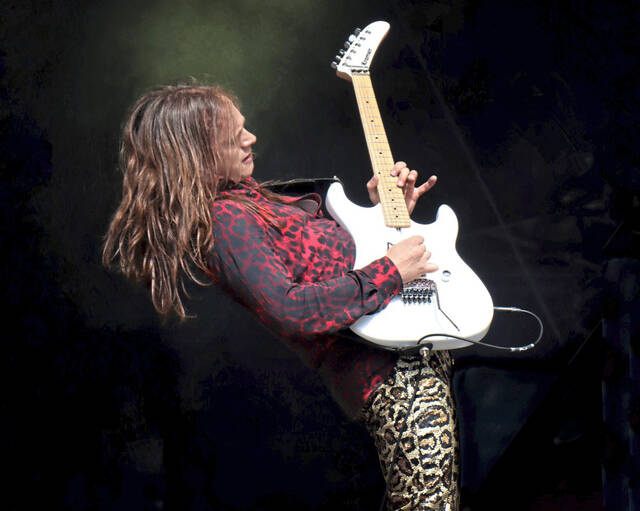 Q&A: Deraps guitarist/singer Jacob Deraps on 1st U.S. tour, Van Halen influence and more