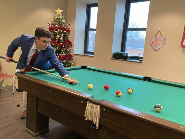 Slide 
													
													6