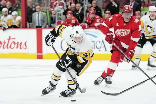 Penguins sign Lizotte to contract extension, heading off pending unrestricted free agency