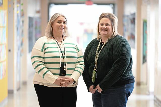 2 Deer Lakes principals receive recognition from Pittsburgh Penguins as top principals