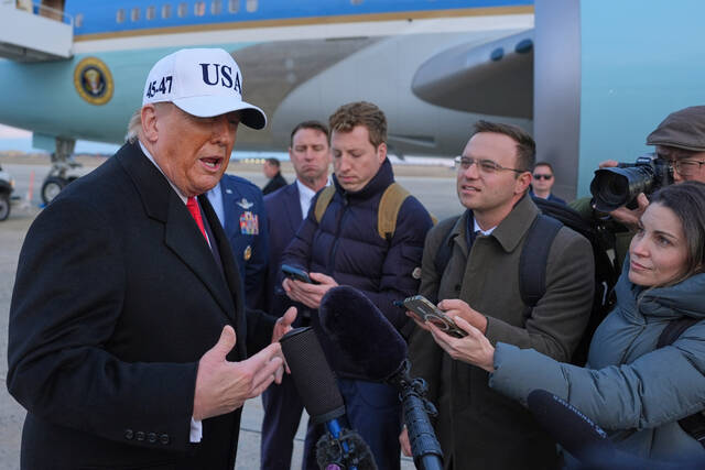 Trump threatens to halt federal money next month not only to sanctuary cities but also their states