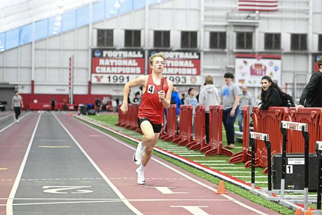 Fox Chapel runners set 3 records in fast start to indoor track season