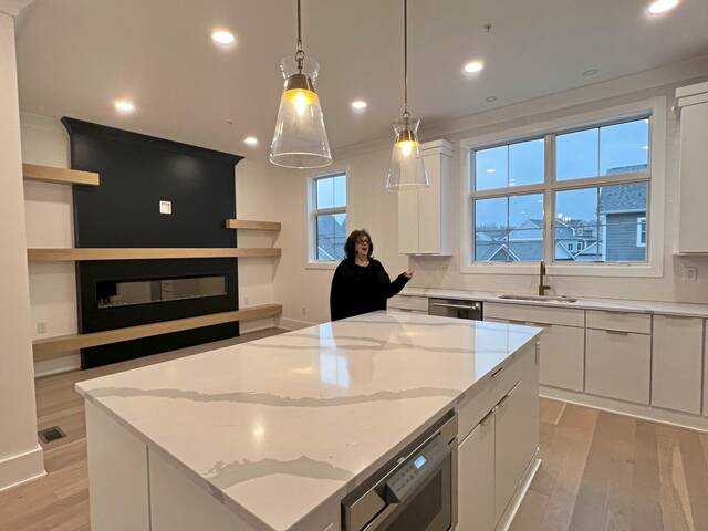 9205757_web1_ptr-brownstone-011626-2