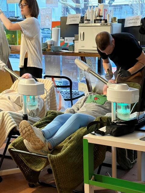 Slide 
													
													4