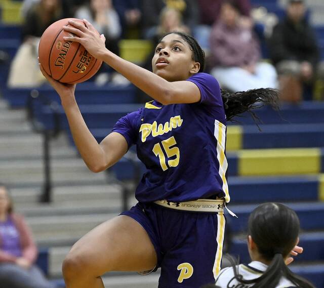 Riley Stephans scores 29, Tamia West stuffs stat sheet as Plum tops Franklin Regional