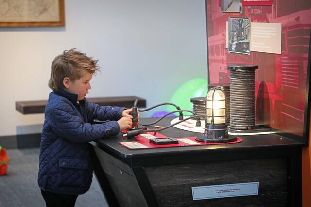 Slide 
													
													3