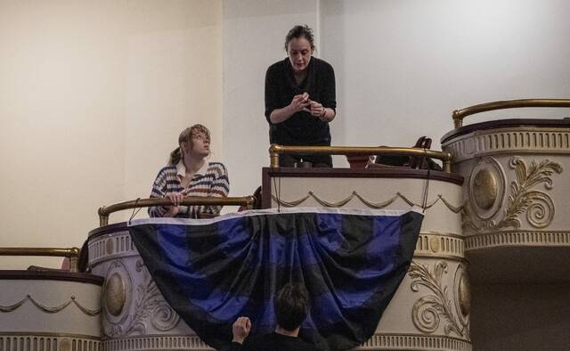 Slide 
													
													6