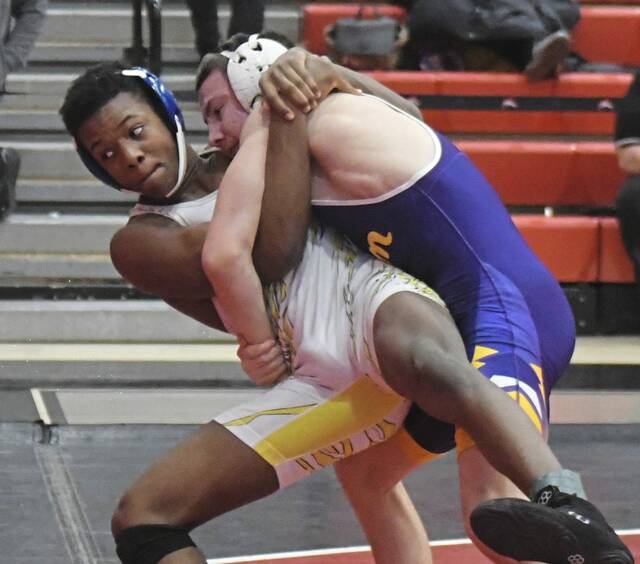 Plum’s Owen Campbell, Montour’s Rook Smith to clash in semis at Allegheny County wrestling tournament