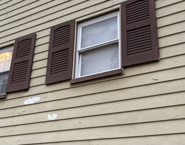 Slide 
													
													2