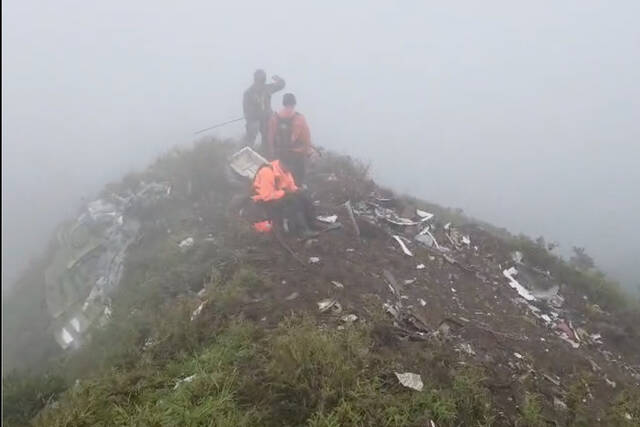 Slide 
													
													4