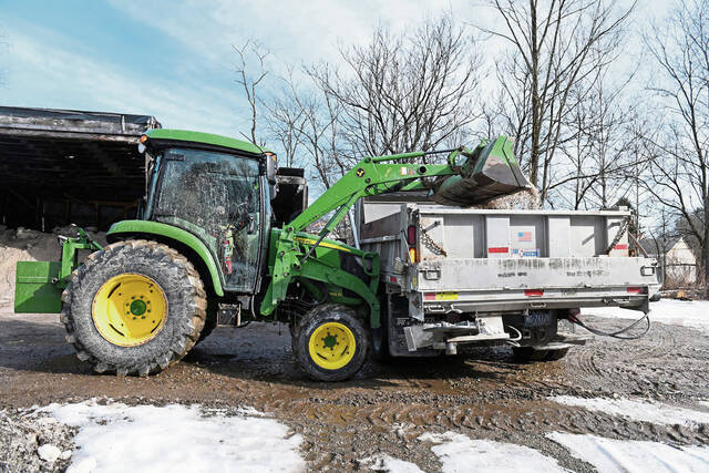 Crews brace for snow, PennDOT sets priority routes for weekend storm