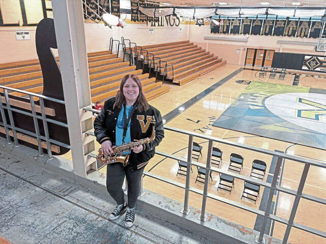 Slide 
													
													3