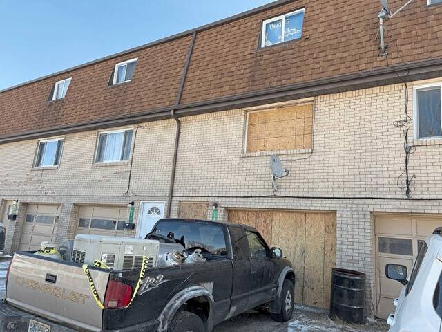 Slide 
													
													3