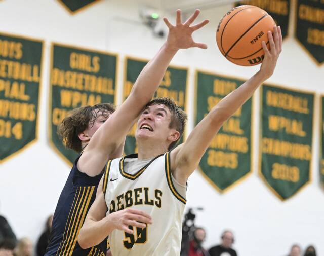 Clutch 3-pointer sends Seton LaSalle past South Park and into tie for 1st in section