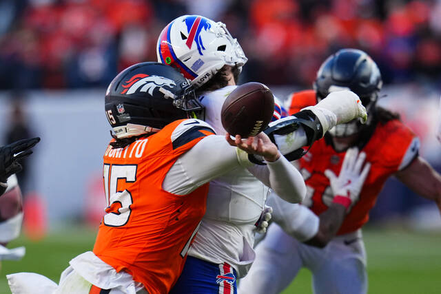 After applying pressure all season, Broncos produce turnovers in playoffs