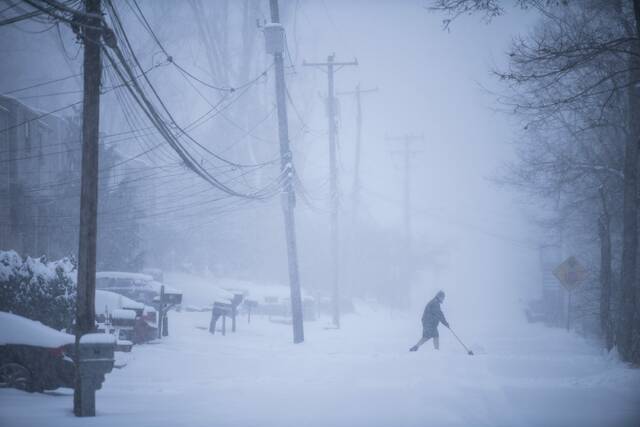Snow starts with 3-4 inches, another 10 to come; ‘roads are treacherous’
