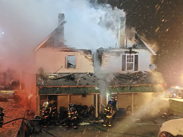 Fire destroys 2 North Versailles homes