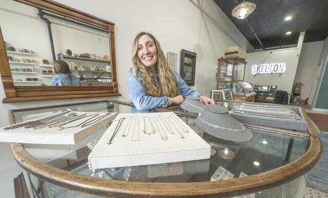 Slide 
													
													3