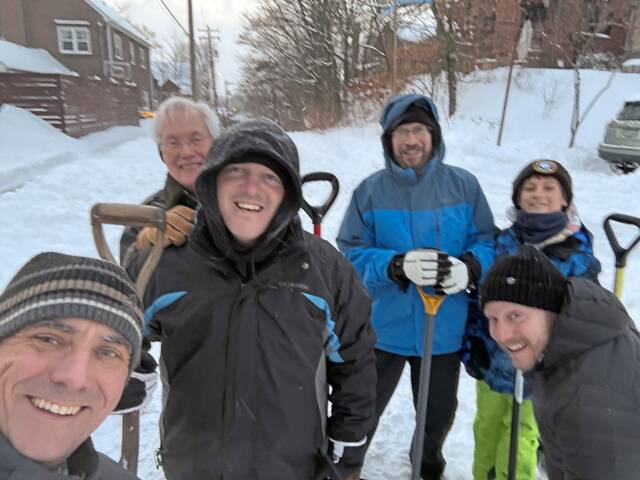 There’s a proper way to dig out from the snowstorm: Here’s how to do it