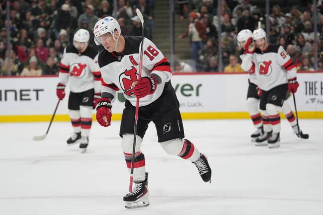 Devils trade Ondrej Palat and picks to the Islanders for Maxim Tsyplakov