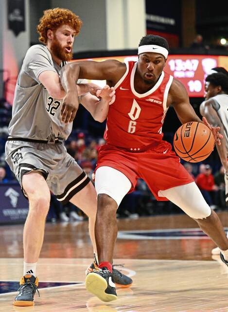 Duquesne men surrender lead in 2nd half against St. Bonaventure