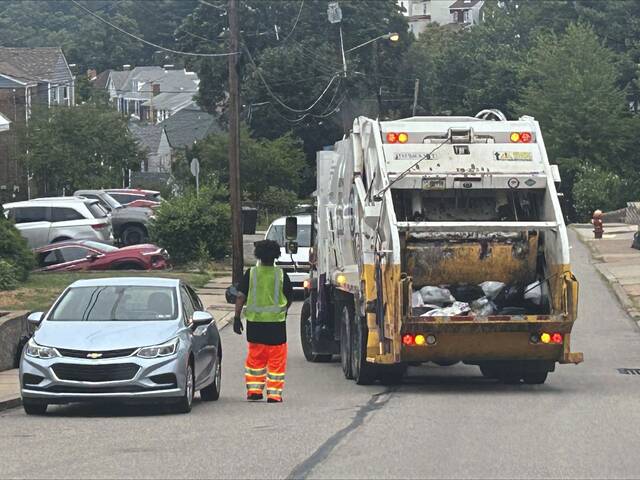 Pittsburgh garbage, recycling collection to resume Monday