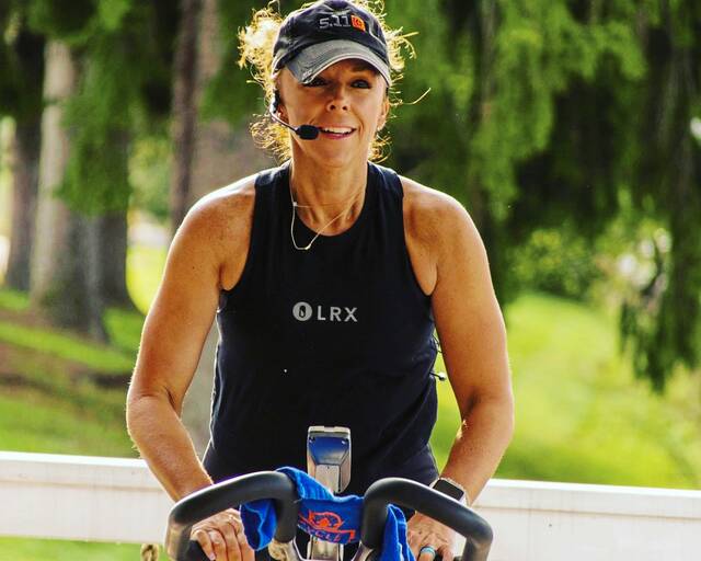 Indiana Township woman combines fitness and full-time work as a probation officer in Allegheny County