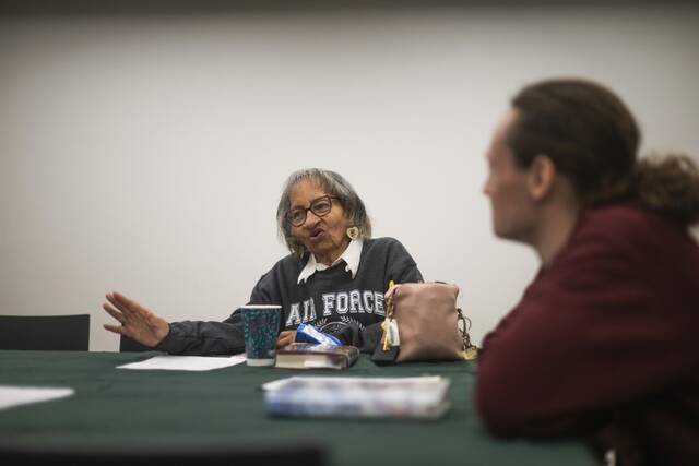 9213186_web1_gtr-bookclubs-5-020726