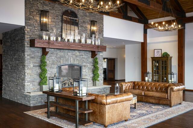 Slide 
													
													4