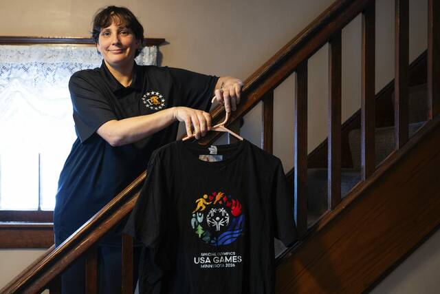 Slide 
													
													3