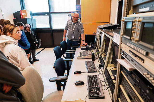 Slide 
													
													4