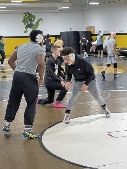 Gateway wrestlers prepare for postseason tournaments