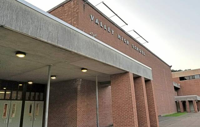 French classes cut at Valley High School; district will add in-house ESL programming
