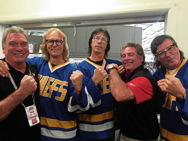 From Sewickley to Slovakia: Esmark sponsors new international ice hockey team