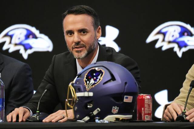 Joe Starkey: Ravens went risky. Steelers stayed safe. Who’ll be proven right?