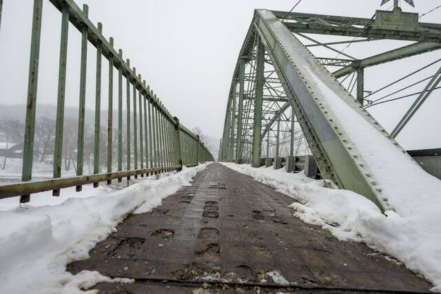 Slide 
													
													9