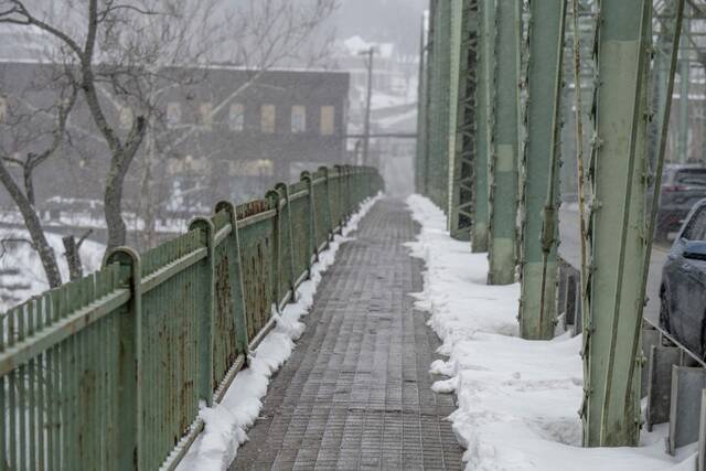 Slide 
													
													4